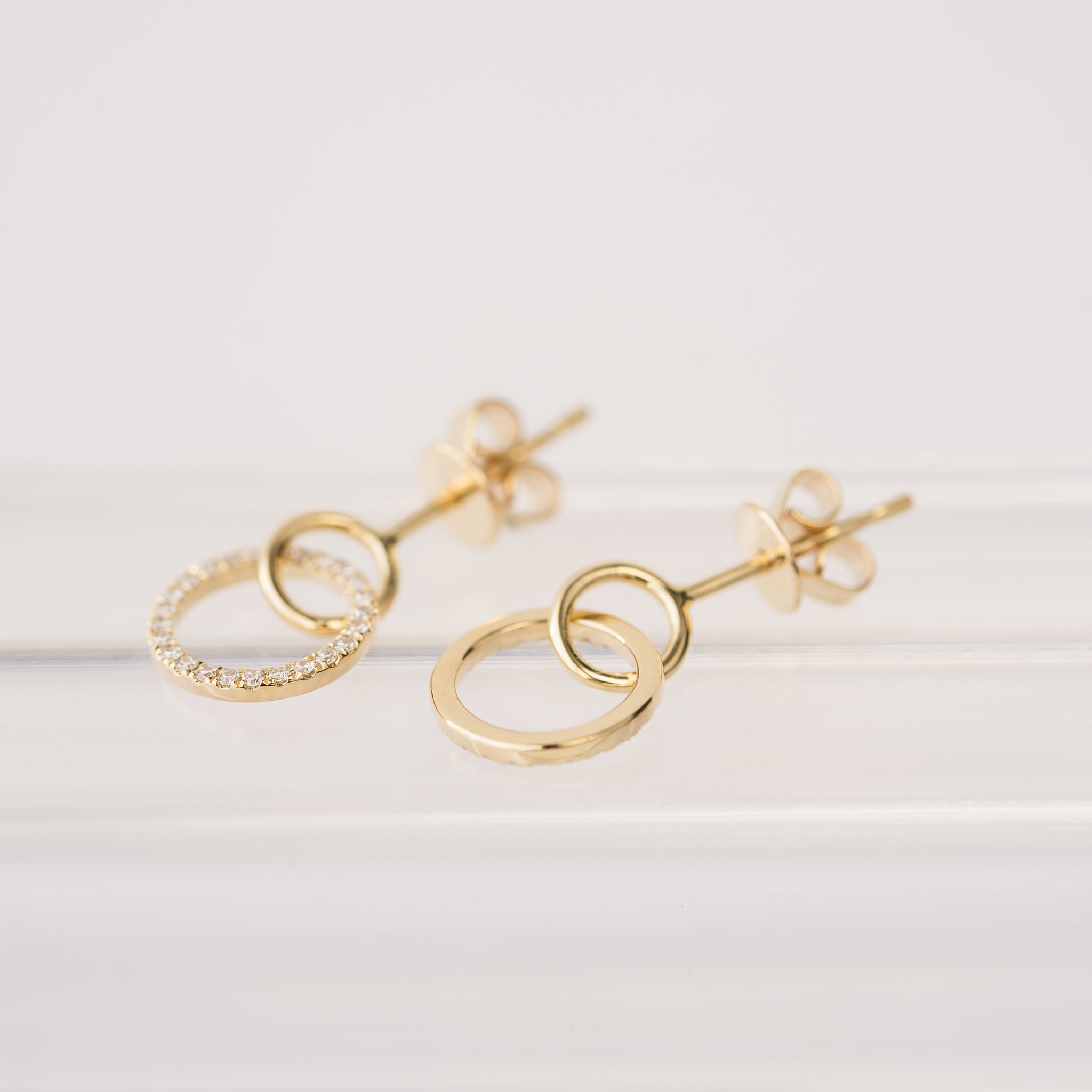 Naomi Swinging Halo Earrings