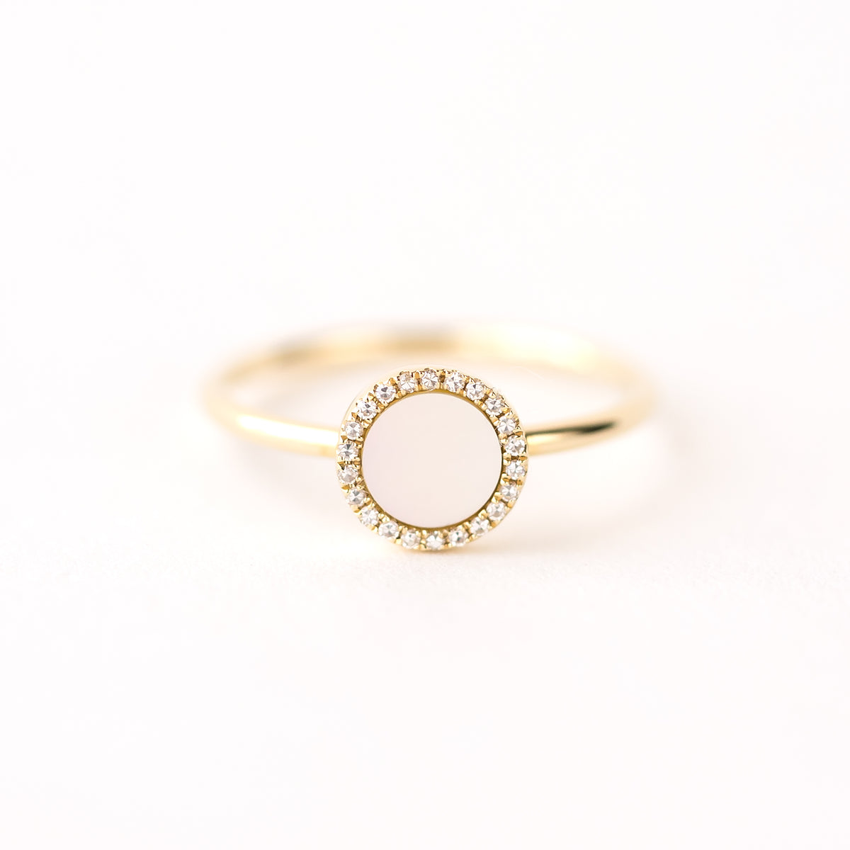 【話題:水中OK:色あせなし】AVARIA☆Mother Of Pearl Gold Ring Mother Of Pearl Gold Ring – Avaria